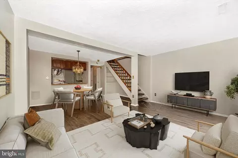 Living - 5802 Drawbridge Ct, Frederick, MD 21703 photo 1 of 9