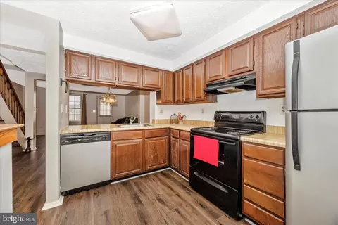 Kitchen - 5802 Drawbridge Ct, Frederick, MD 21703 photo 1 of 5