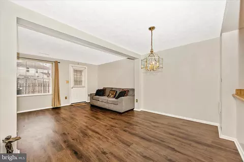 Living - 5802 Drawbridge Ct, Frederick, MD 21703 photo 8 of 9
