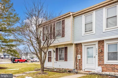 Exterior - 5802 Drawbridge Ct, Frederick, MD 21703 photo 3 of 10