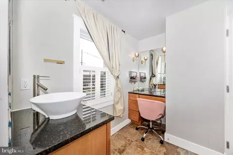 Bath - 2 E 14th St, Frederick, MD 21701 photo 1 of 3