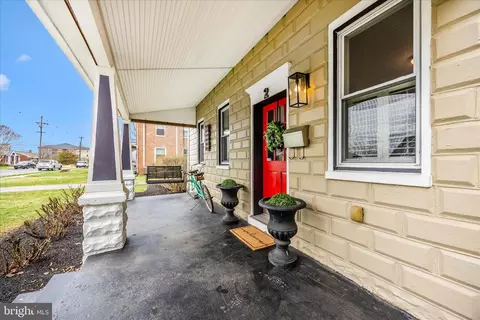 Exterior - 2 E 14th St, Frederick, MD 21701 photo 10 of 12