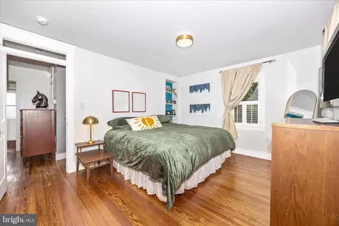 Bedroom - 2 E 14th St, Frederick, MD 21701 photo 2 of 9
