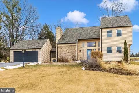 2765 Loch Haven Dr, Ijamsville, MD 21754