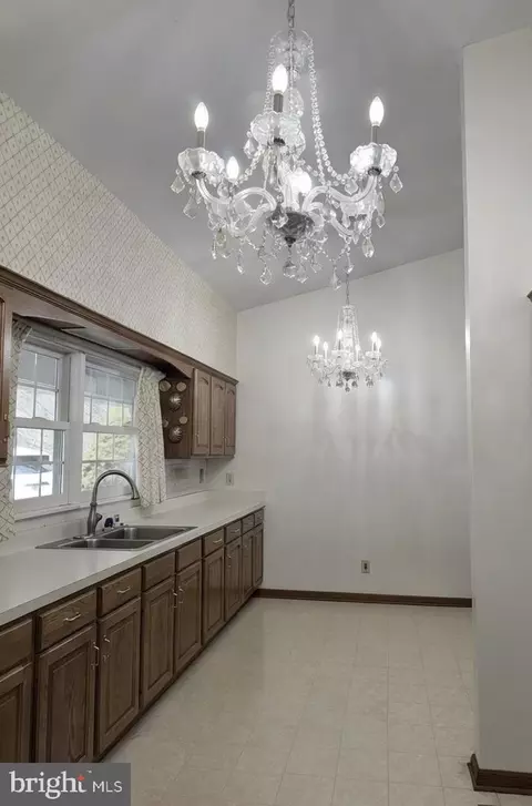 Kitchen - 7321 Parkview Dr, Frederick, MD 21702 photo 2 of 2