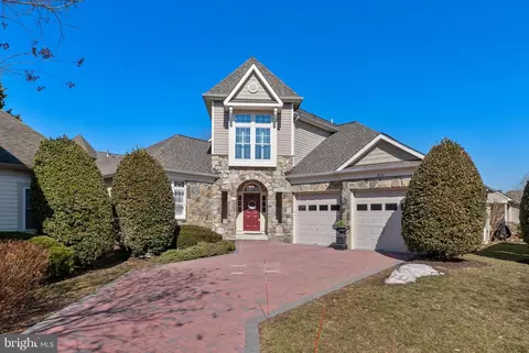 Exterior - 2656 Brook Valley Rd, Frederick, MD 21701 photo 6 of 10
