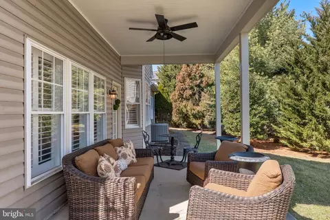 Exterior - 2656 Brook Valley Rd, Frederick, MD 21701 photo 4 of 10