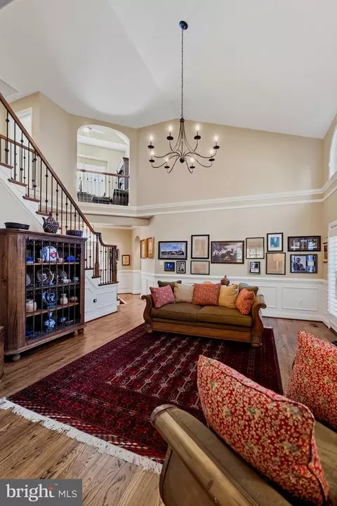 Living - 2656 Brook Valley Rd, Frederick, MD 21701 photo 3 of 9