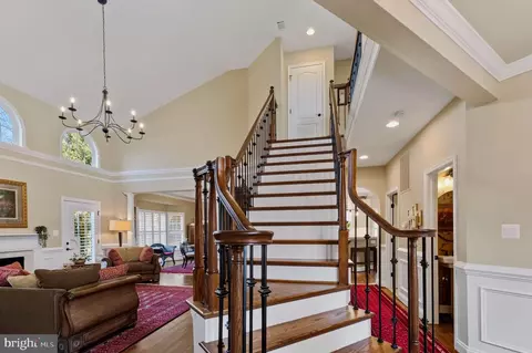 Entry Way - 2656 Brook Valley Rd, Frederick, MD 21701 photo 11 of 16