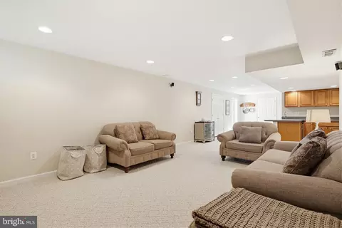 Living - 3905 Aberdeen Way, Frederick, MD 21704 photo 2 of 3