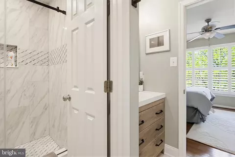 Entry Way - 3905 Aberdeen Way, Frederick, MD 21704 photo 3 of 4