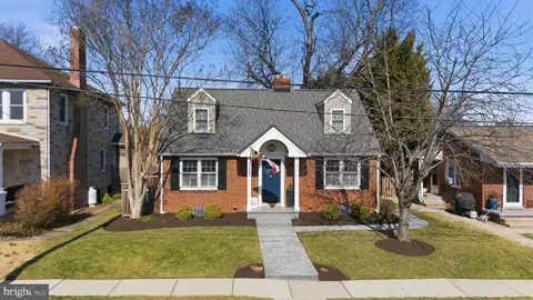 Exterior - 11 14th St E, Frederick, MD 21701 photo 4 of 32