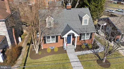 Exterior - 11 14th St E, Frederick, MD 21701 photo 3 of 32
