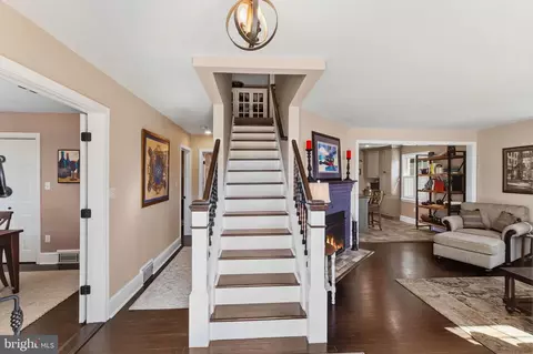 Entry Way - 11 14th St E, Frederick, MD 21701 photo 1 of 10