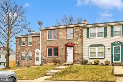 Exterior - 1703 Heather Ln, Frederick, MD 21702 photo 3 of 14
