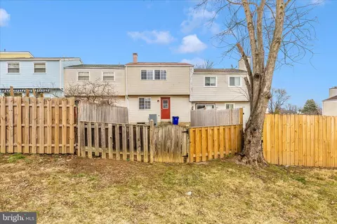 Exterior - 1703 Heather Ln, Frederick, MD 21702 photo 9 of 14