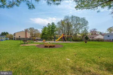 Exterior - 1703 Heather Ln, Frederick, MD 21702 photo 12 of 14