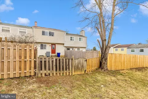 Exterior - 1703 Heather Ln, Frederick, MD 21702 photo 8 of 14