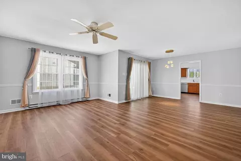 Living - 5693 Crabapple Dr, Frederick, MD 21703 photo 2 of 3