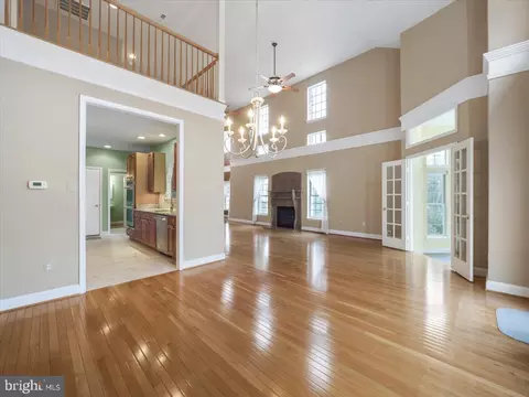 Living - 2601 Mill Race Rd, Frederick, MD 21701 photo 8 of 10