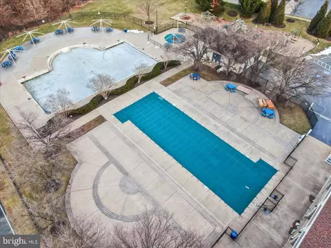 Exterior - 2601 Mill Race Rd, Frederick, MD 21701 photo 13 of 17