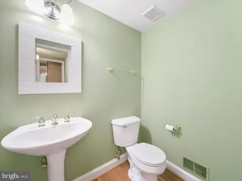 Entry Way - 2601 Mill Race Rd, Frederick, MD 21701 photo 5 of 7