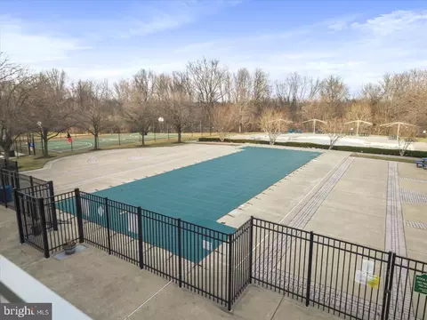 Exterior - 2601 Mill Race Rd, Frederick, MD 21701 photo 12 of 17
