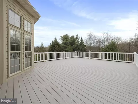 Exterior - 2601 Mill Race Rd, Frederick, MD 21701 photo 4 of 17