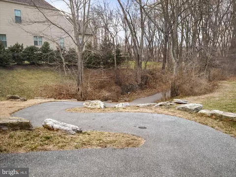 Exterior - 2601 Mill Race Rd, Frederick, MD 21701 photo 14 of 17