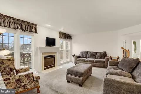 Living - 4812 Bennington Pl E, Jefferson, MD 21755 photo 3 of 3