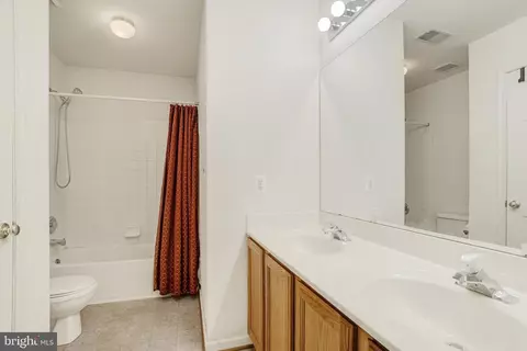 Bath - 4812 Bennington Pl E, Jefferson, MD 21755 photo 1 of 2