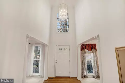Entry Way - 4812 Bennington Pl E, Jefferson, MD 21755 photo 2 of 7