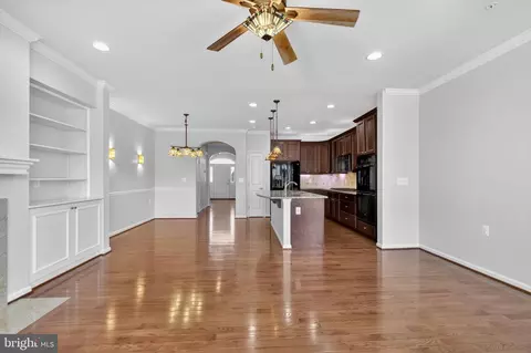 Living - 3046 Palatine Dr, Frederick, MD 21701 photo 4 of 5