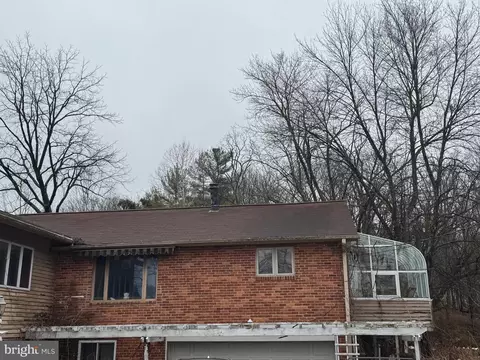 Exterior - 7907 Dance Hall Rd, Frederick, MD 21701 photo 7 of 12