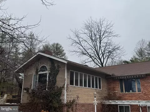 Exterior - 7907 Dance Hall Rd, Frederick, MD 21701 photo 10 of 12