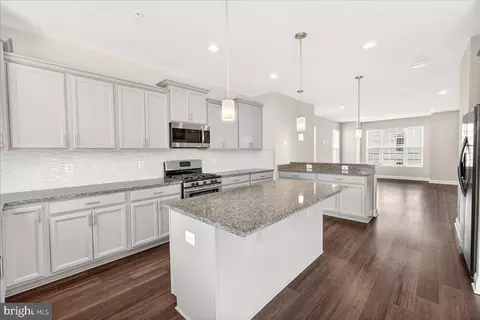 Kitchen - 4959 Macdonough Pl, Frederick, MD 21703 photo 4 of 5