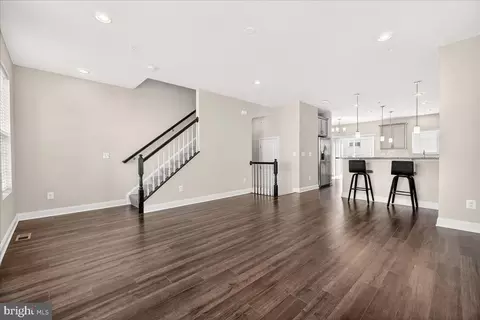 Living - 4959 Macdonough Pl, Frederick, MD 21703 photo 3 of 4