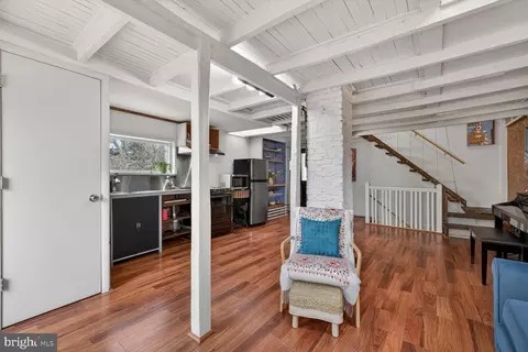 Entry Way - 926 E A St, Brunswick, MD 21716 photo 3 of 6