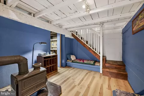 Other - 926 E A St, Brunswick, MD 21716 photo 5 of 10