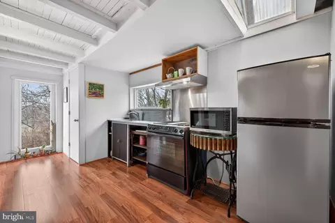 Kitchen - 926 E A St, Brunswick, MD 21716 photo 1 of 2