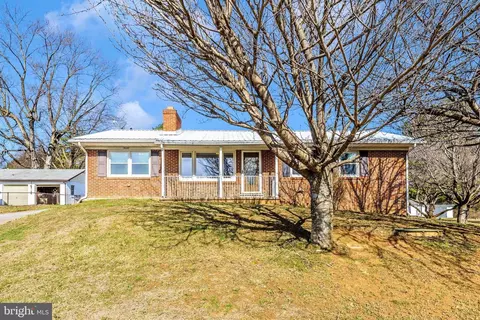3648 Lander Rd, Jefferson, MD 21755