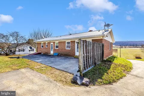 Exterior - 3648 Lander Rd, Jefferson, MD 21755 photo 6 of 11