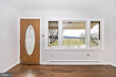 Entry Way - 3648 Lander Rd, Jefferson, MD 21755 photo 1 of 8