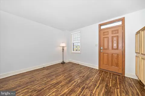 515 E Church St, Frederick, MD 21701 photo 2