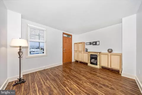515 E Church St, Frederick, MD 21701 photo 5