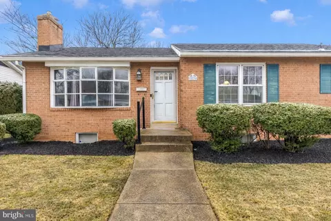 273 Wyngate Dr, Frederick, MD 21701
