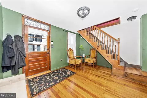 Entry Way - 108 Water St, Frederick, MD 21701 photo 7 of 10