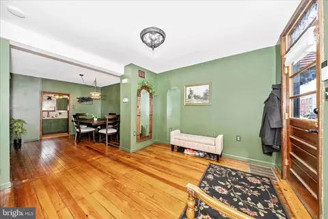 Entry Way - 108 Water St, Frederick, MD 21701 photo 4 of 10