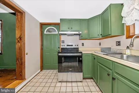 Kitchen - 108 Water St, Frederick, MD 21701 photo 2 of 4