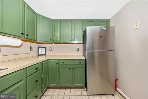 Kitchen - 108 Water St, Frederick, MD 21701 photo 3 of 4